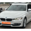 320i